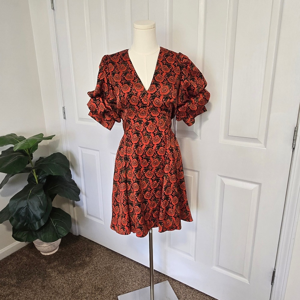 1.STATE Mini Dress Womens S Red Floral Paisley Puff Sleeve V-Neck Ruffle Hem NEW